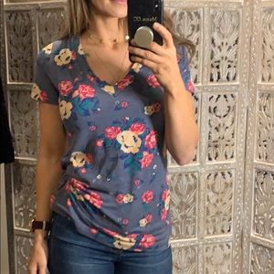 Mossimo V neck T-shirt